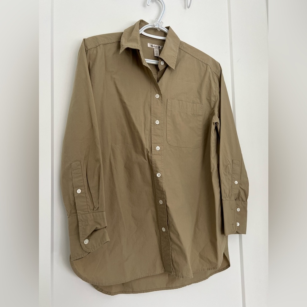 Banana Republic Oversized Button Down Shirt 100% cotton - Picture 6 of 10